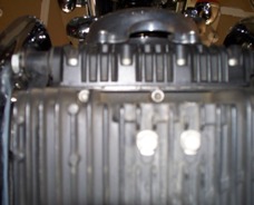 Moto Guzzi California oil sump front two bolts to remove
